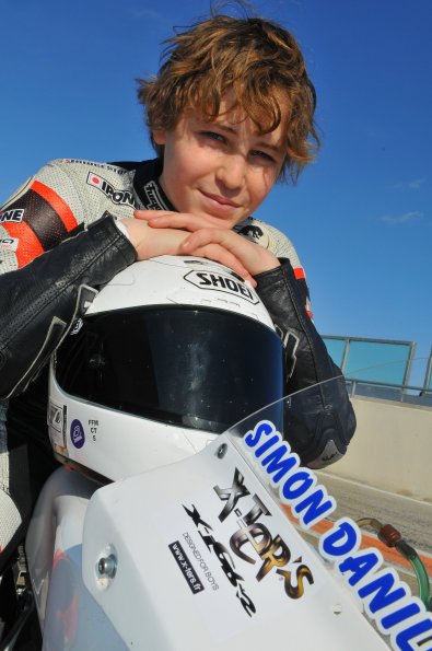 201100TestLedenon02084